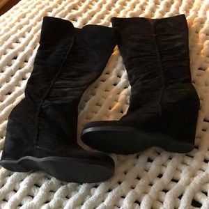 Mia Gelato , tall, leather, suede, black,ruched,wedge boots. Size 7 1/2 M. EUC